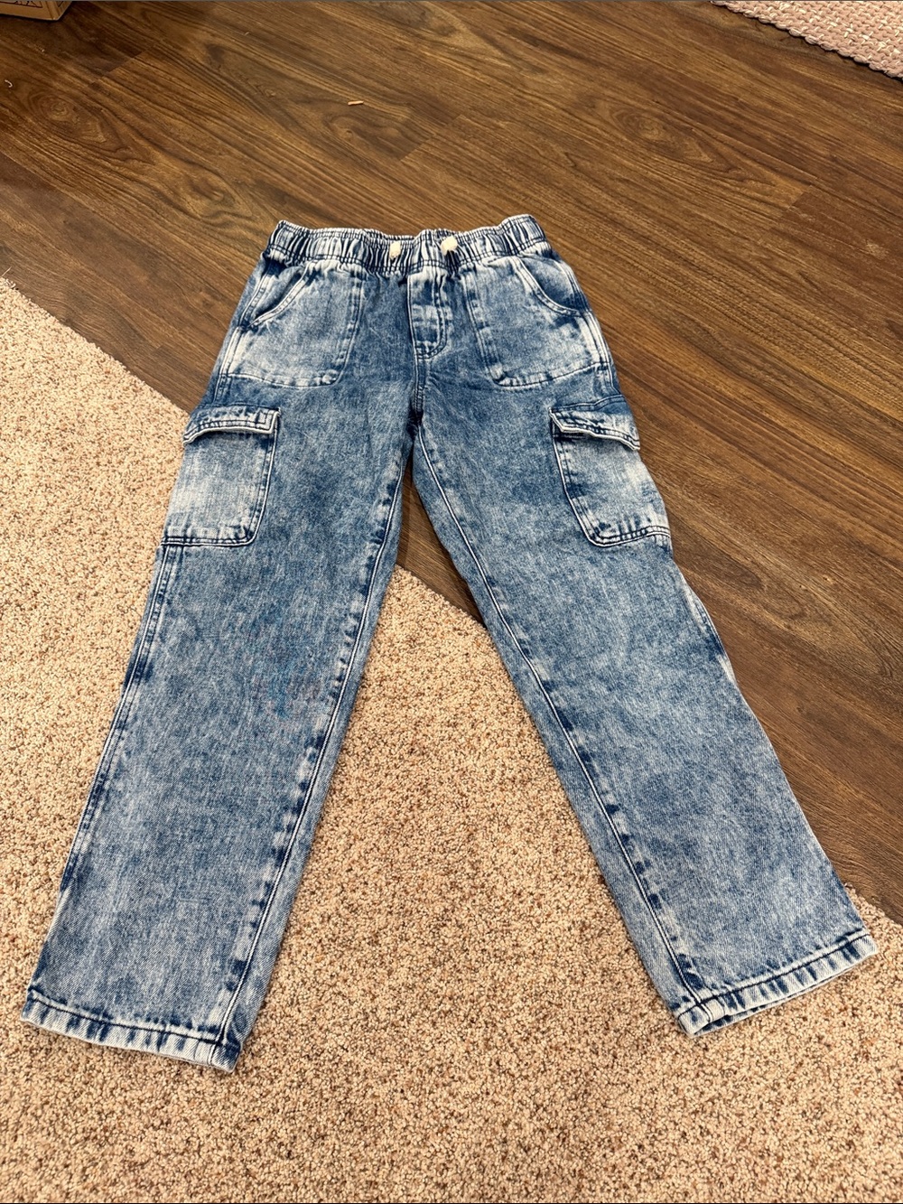 Girls Acid Wash Cargo Jeans